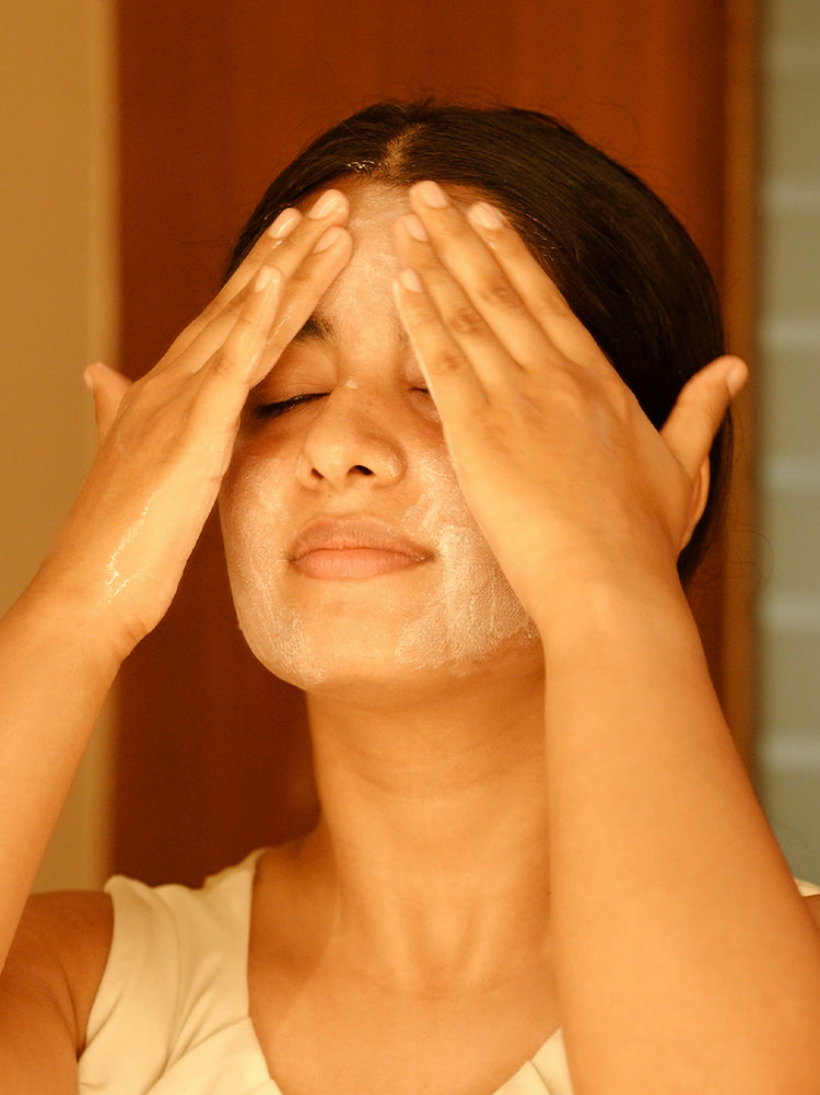 Hydrating Blueberry Cleanser